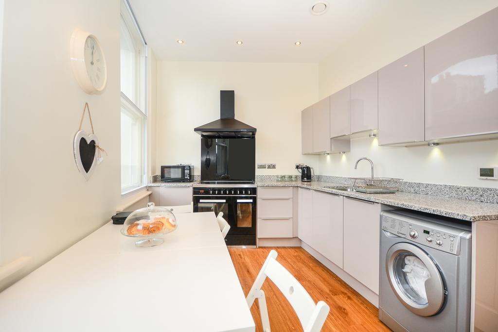 Minster'S Keep- Stylish Apartment Near York Minster Exterior foto